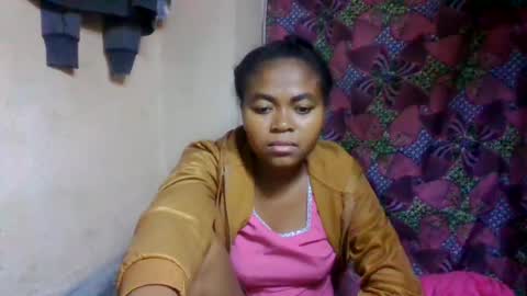 Snapshot of nilahmarie chatting on 06-13-26, 08:51 nilah online show from 06-13-26, 08:51