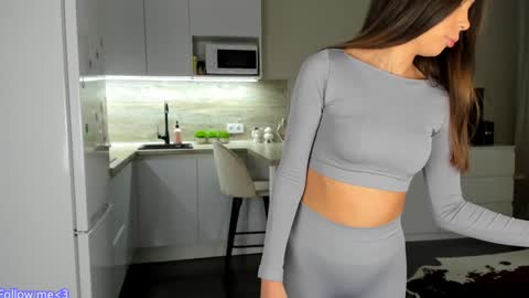 Bella online show from 01-05-25, 08:32