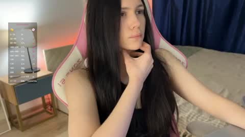 Snapshot of nimfaheart chatting on 02-22-25, 06:41 Jennet online show from 02-22-25, 06:41