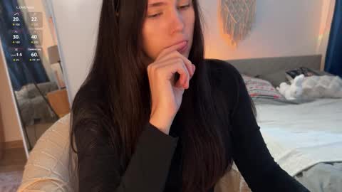 Snapshot of nimfaheart chatting on 09-20-25, 11:55 Jennet online show from 09-20-25, 11:55