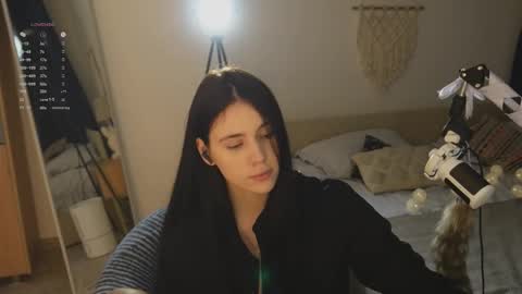 Jennet online show from 02-04-26, 06:36