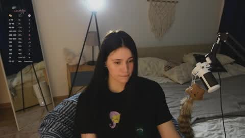 Jennet online show from 03-24-26, 07:41