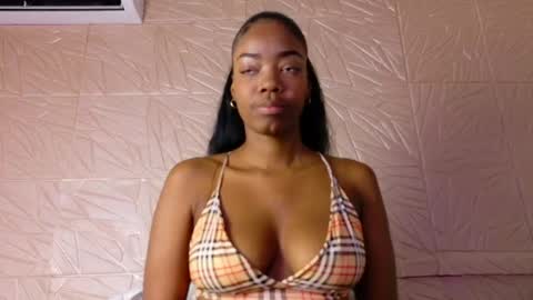 Snapshot of nina_bae_ chatting on 06-06-26, 08:57 nina_bae_ online show from 06-06-26, 08:57