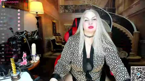 Snapshot of nina_deville chatting on 04-20-26, 12:46 Nina online show from 04-20-26, 12:46