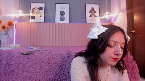 nina_ford_ online show from 03-17-26, 03:11