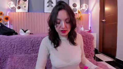 Snapshot of nina_ford_ chatting on 06-24-26, 03:05 nina_ford_ online show from 06-24-26, 03:05
