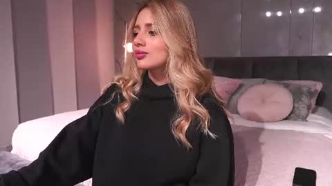 Angie online show from 07-02-26, 04:40