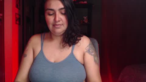Nina Moon online show from 01-10-25, 02:46