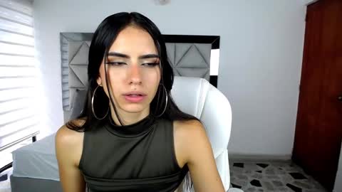 Snapshot of nina_pons chatting on 01-28-25, 09:29 Nina online show from 01-28-25, 09:29