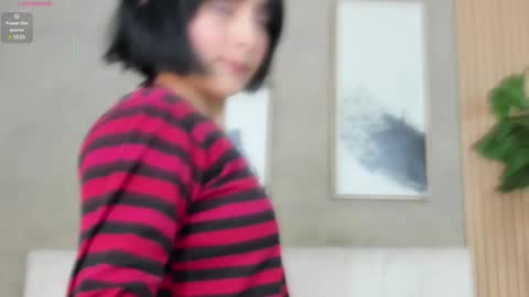 NINA online show from 01-15-25, 12:04