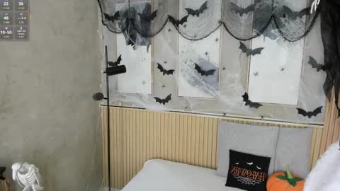 NINA online show from 11-01-25, 01:24