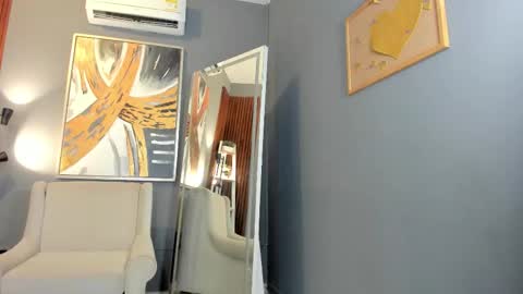 Nina online show from 02-11-26, 10:53