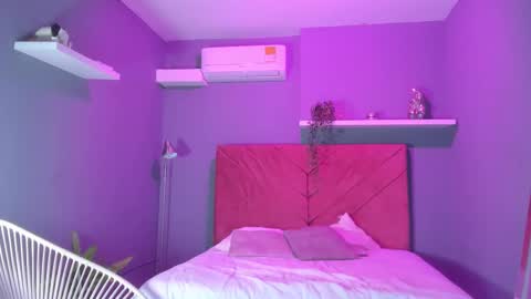 Nina online show from 02-27-26, 11:10