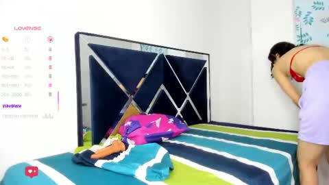 Snapshot of nina_vergara chatting on 07-08-26, 01:32 nina_vergara online show from 07-08-26, 01:32