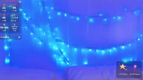 Ninaa fox online show from 01-15-26, 03:27