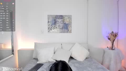    online show from 02-11-25, 11:21