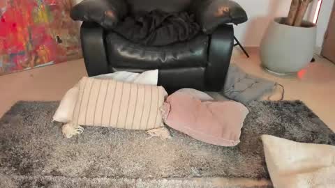    online show from 09-24-25, 01:36