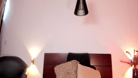 Snapshot of ninacavallli chatting on 12-24-24, 04:40 Nina online show from 12-24-24, 04:40