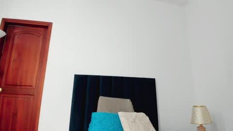 Snapshot of ninacavallli chatting on 12-29-24, 02:10 Nina online show from 12-29-24, 02:10