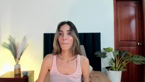 Snapshot of ninacavallli chatting on 01-28-25, 06:07 Nina online show from 01-28-25, 06:07