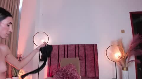 Snapshot of ninacavallli chatting on 03-01-25, 06:11 Nina online show from 03-01-25, 06:11