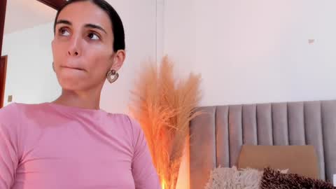 Snapshot of ninacavallli chatting on 03-11-25, 06:08 Nina online show from 03-11-25, 06:08