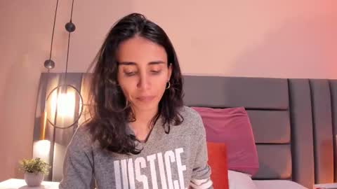 Snapshot of ninacavallli chatting on 11-05-25, 06:30 Nina online show from 11-05-25, 06:30