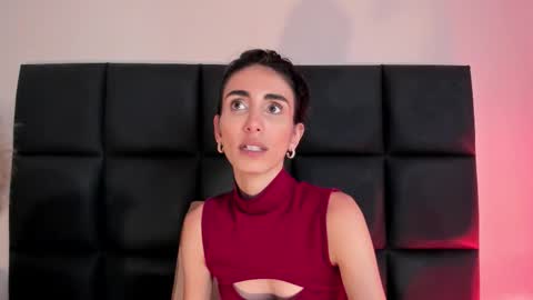 Snapshot of ninacavallli chatting on 12-02-25, 06:14 Nina online show from 12-02-25, 06:14