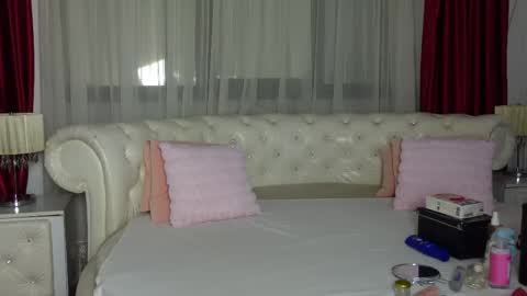 Snapshot of ninacrystal chatting on 02-21-25, 06:51 NinaCrystal online show from 02-21-25, 06:51