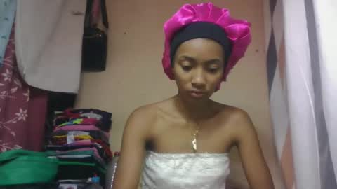 Snapshot of ninaeaa chatting on 04-26-26, 07:28 ninaeaa online show from 04-26-26, 07:28