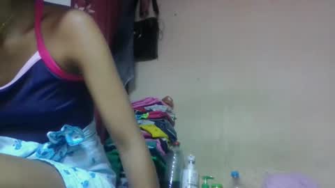 Snapshot of ninaeaa chatting on 04-28-26, 04:28 ninaeaa online show from 04-28-26, 04:28