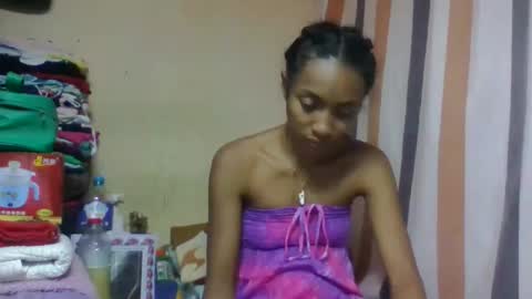Snapshot of ninaeaa chatting on 05-09-26, 12:32 ninaeaa online show from 05-09-26, 12:32