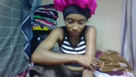 Snapshot of ninaeaa chatting on 05-19-26, 03:57 ninaeaa online show from 05-19-26, 03:57