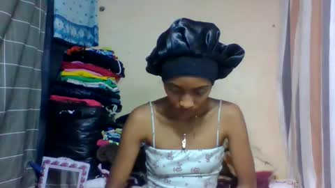 Snapshot of ninaeaa chatting on 05-21-26, 08:10 ninaeaa online show from 05-21-26, 08:10