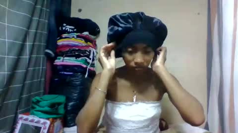 Snapshot of ninaeaa chatting on 05-26-26, 02:02 ninaeaa online show from 05-26-26, 02:02