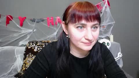 ninaflawlees online show from 10-22-25, 12:16