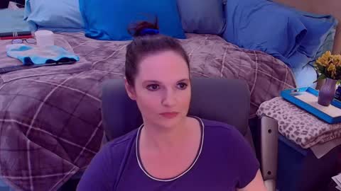 Nina Jaymes online show from 09-27-25, 10:15