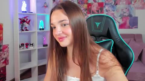 Snapshot of ninalior chatting on 10-24-25, 05:37 NinaLior online show from 10-24-25, 05:37