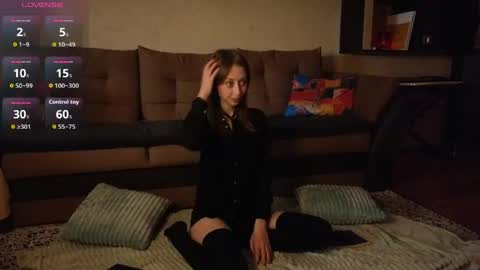 Snapshot of ninanovalicious chatting on 05-19-26, 07:04 NinaNovalicious online show from 05-19-26, 07:04