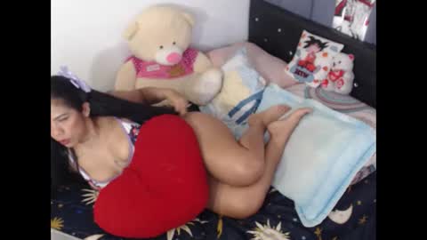 Snapshot of ninapalmer chatting on 10-25-25, 06:02 Ninapalmer online show from 10-25-25, 06:02