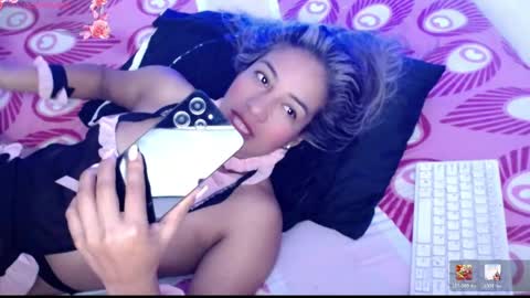 Snapshot of ninatinydoll1 chatting on 05-27-26, 01:08 ninatinydoll1 online show from 05-27-26, 01:08