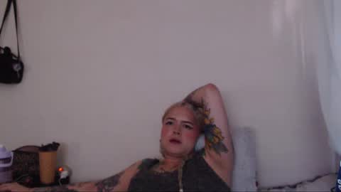 Snapshot of ninaxxstorm chatting on 12-12-24, 09:37 Nina online show from 12-12-24, 09:37