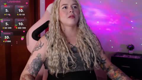 Snapshot of ninaxxstorm chatting on 03-02-25, 01:47 Nina online show from 03-02-25, 01:47