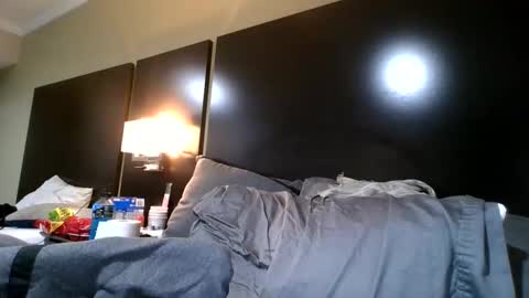 nineinchbronco online show from 10-17-25, 05:26