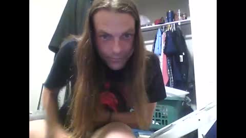 nineinchnailer313 online show from 04-19-26, 09:08