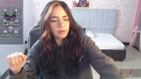 Snapshot of ninfa_ch chatting on 12-11-24, 11:19 Ninfa online show from 12-11-24, 11:19