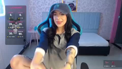 Snapshot of ninfa_ch chatting on 01-07-25, 04:48 Ninfa online show from 01-07-25, 04:48