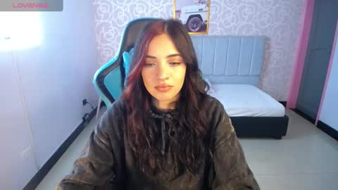 Snapshot of ninfa_ch chatting on 01-08-25, 11:21 Ninfa online show from 01-08-25, 11:21