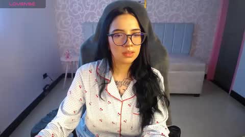 Snapshot of ninfa_ch chatting on 01-25-25, 11:13 Ninfa online show from 01-25-25, 11:13