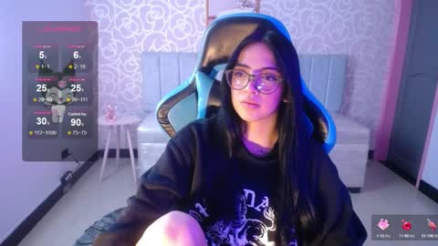 Snapshot of ninfa_ch chatting on 01-30-25, 02:15 Ninfa online show from 01-30-25, 02:15